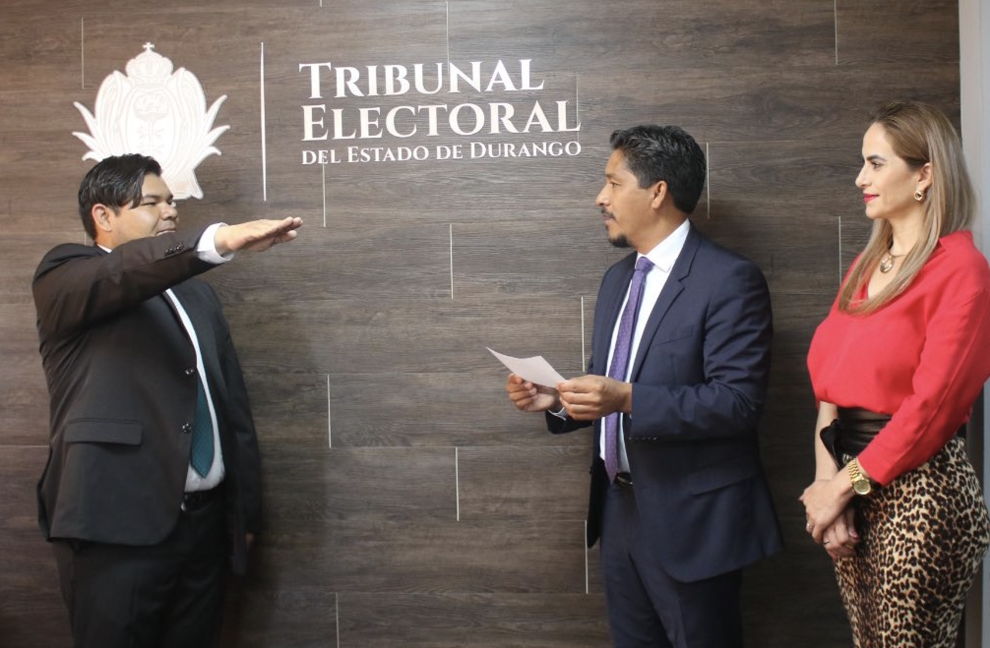 TEED Toma Protesta al Titular de la Defensoría Pública Electoral